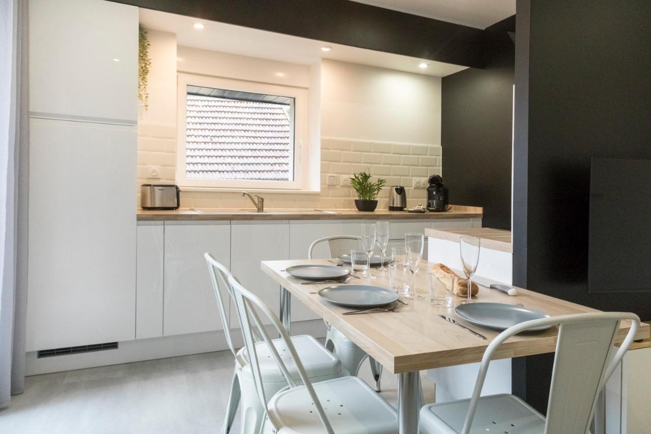 Chouzelot Appart-Hotel N 4 Calme Avec Terrasse, Wi-Fi Haut Debit, Petit-Dejeuner, Room-Service Et Parking Prive מראה חיצוני תמונה