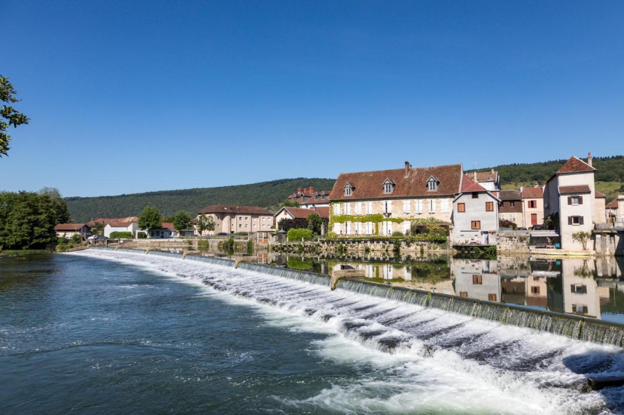 Chouzelot Appart-Hotel N 4 Calme Avec Terrasse, Wi-Fi Haut Debit, Petit-Dejeuner, Room-Service Et Parking Prive מראה חיצוני תמונה
